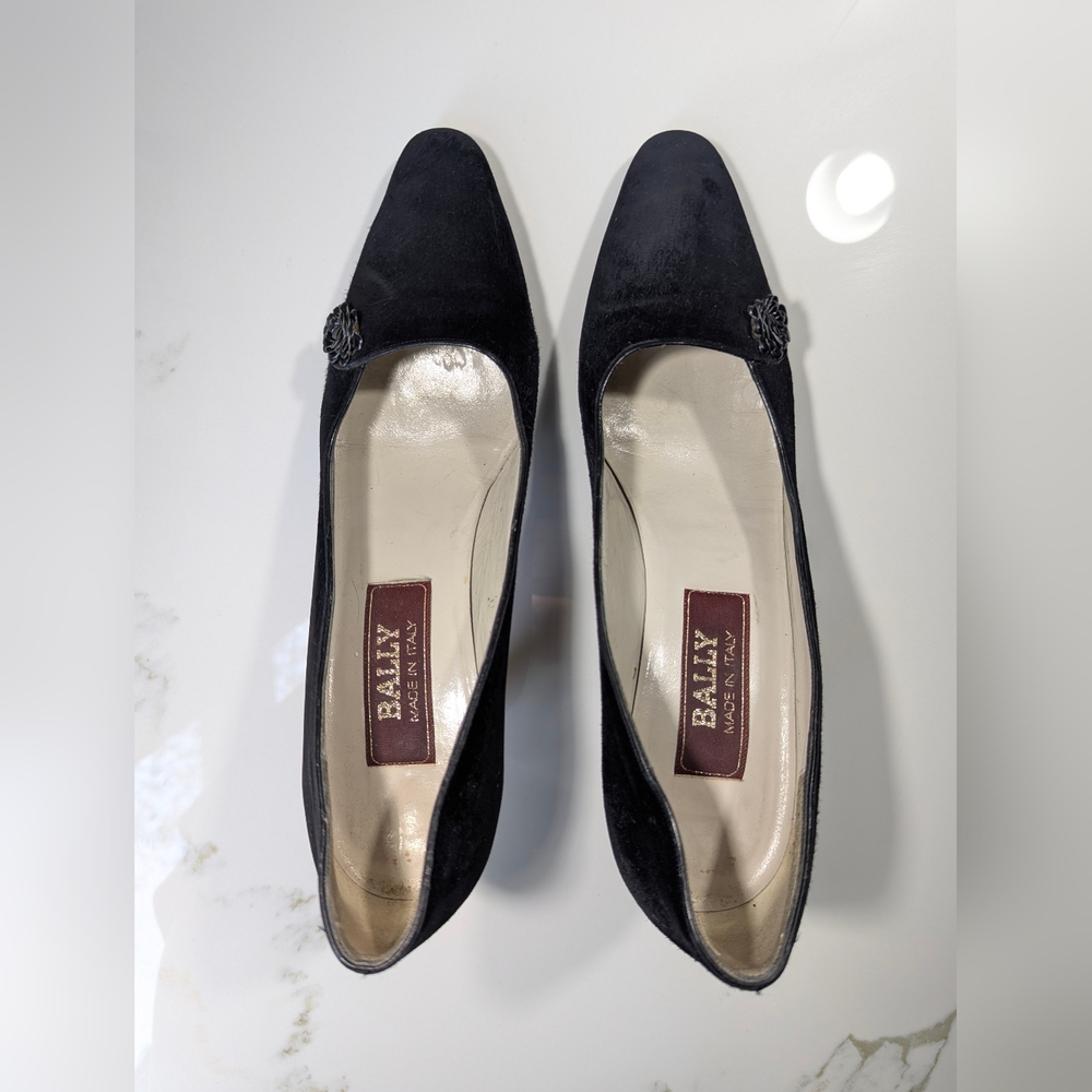 Vintage Bally Made In Italy Black Suede Kitten Heels Size 8S
